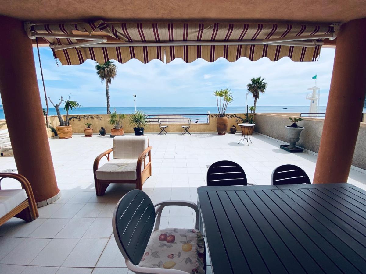 Primera Linea De Playa, Topacio 1 * Calpe